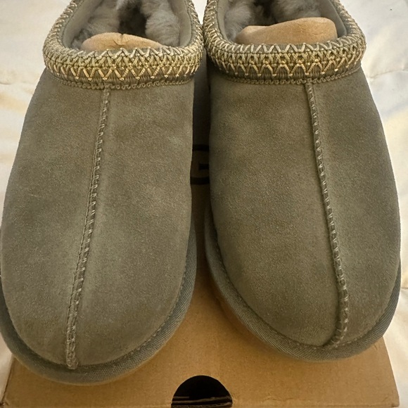UGG® Tasman Il Slipper Women’s Size 9 MOSS GREEN - Picture 2 of 9